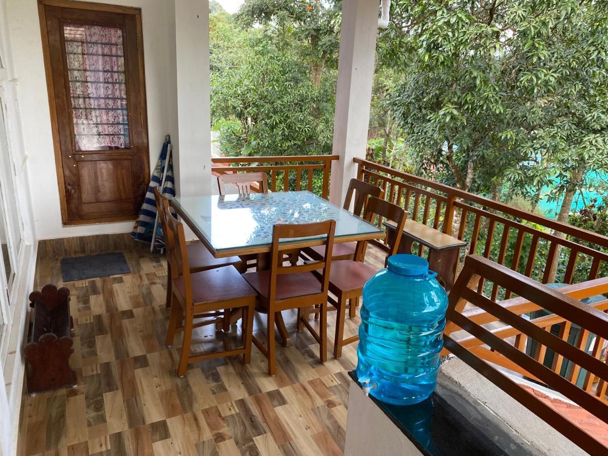 Shilpa Vikas Homestay Madikeri Buitenkant foto